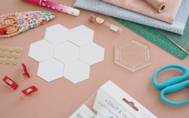 English paper piecing tools and templates