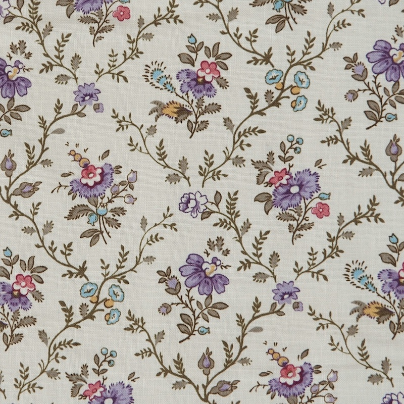 Ayla Lattice Violets | 1720P